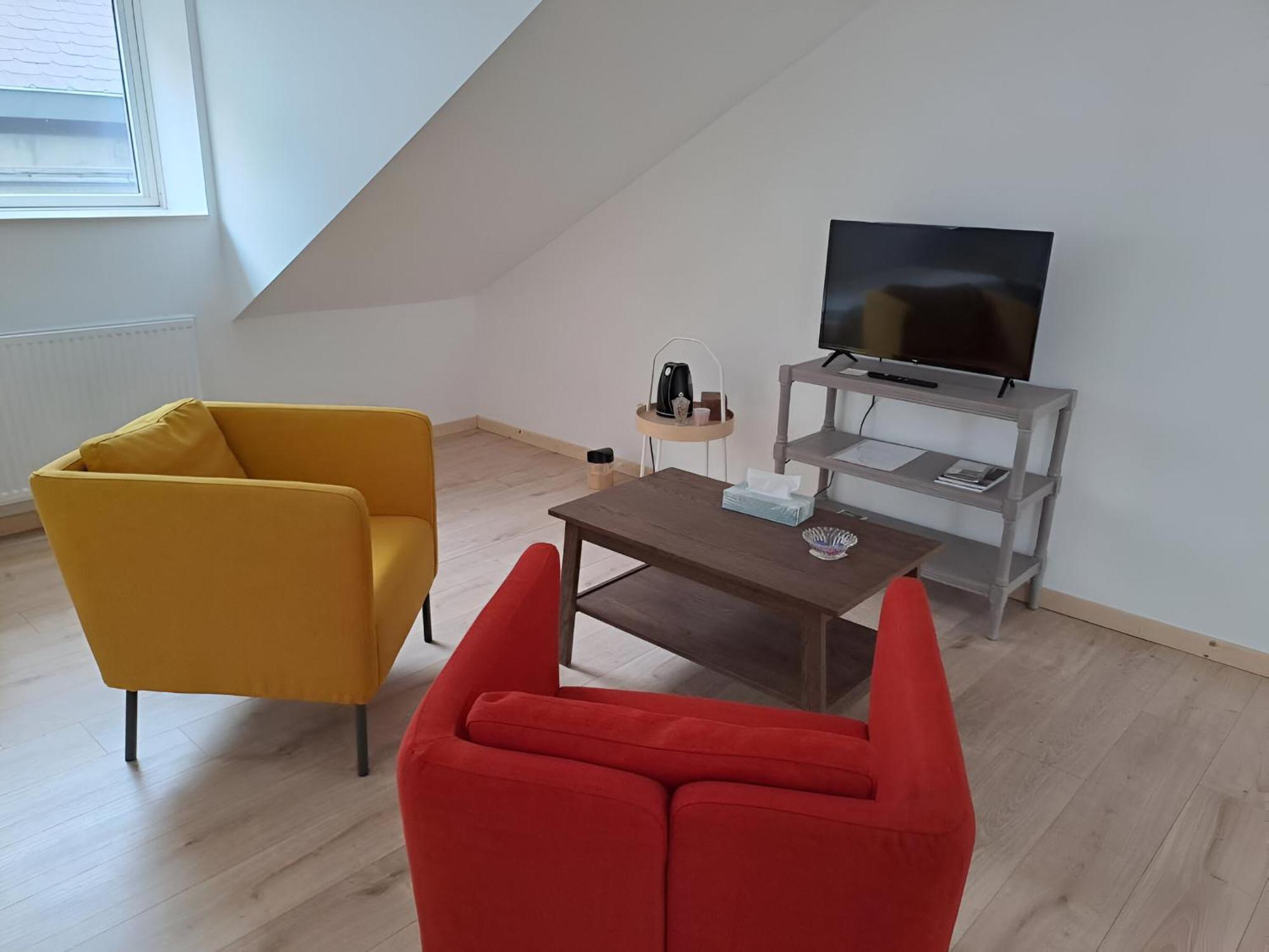 O Reflets - Citabelle For 3 - Studio 2 Beds View "Citadelle" Dinant Exterior foto
